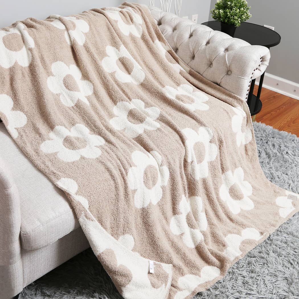 Daisy Print Cozy Soft Throw Blanket