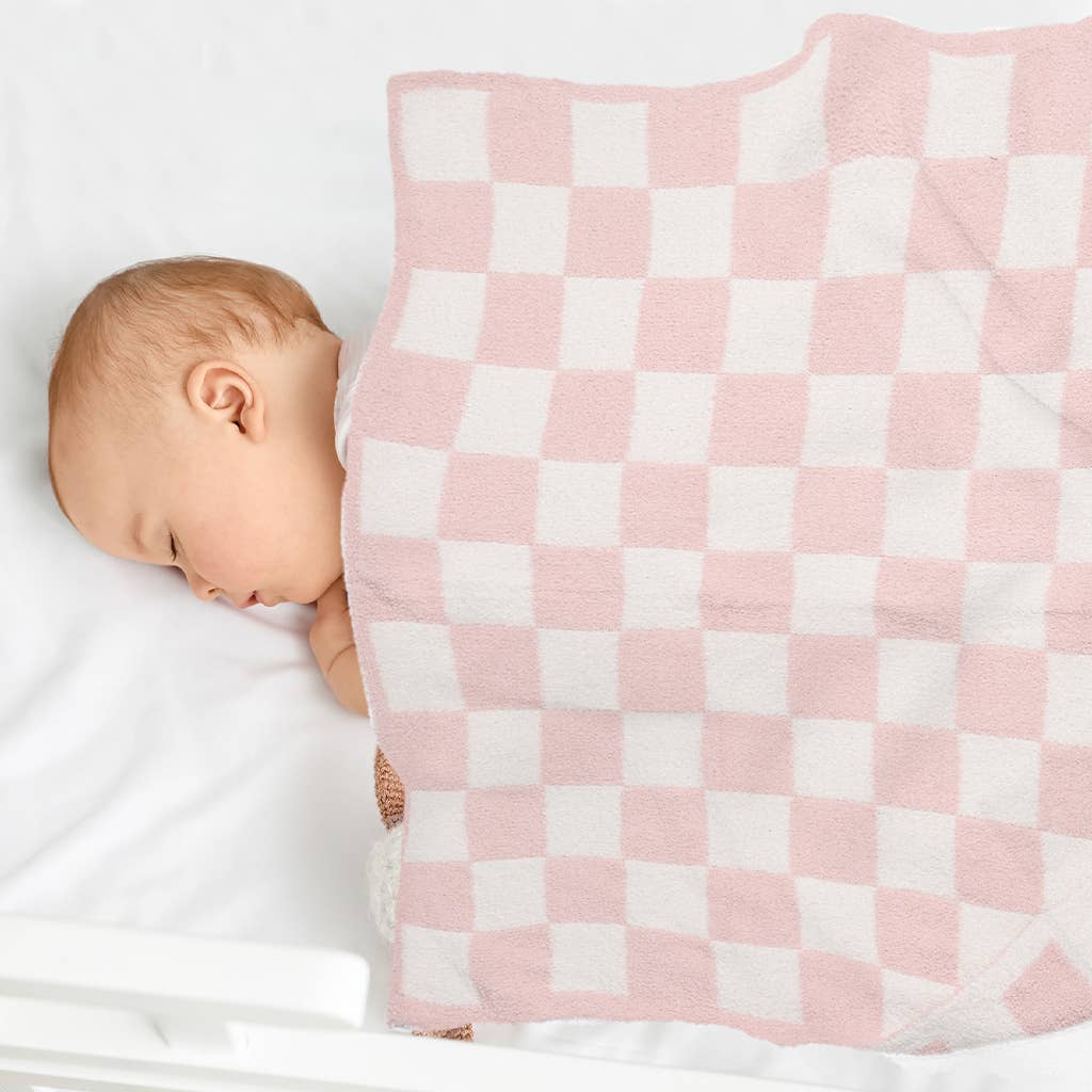 Kids Checkered Pattern Soft Throw Blanket: Pink