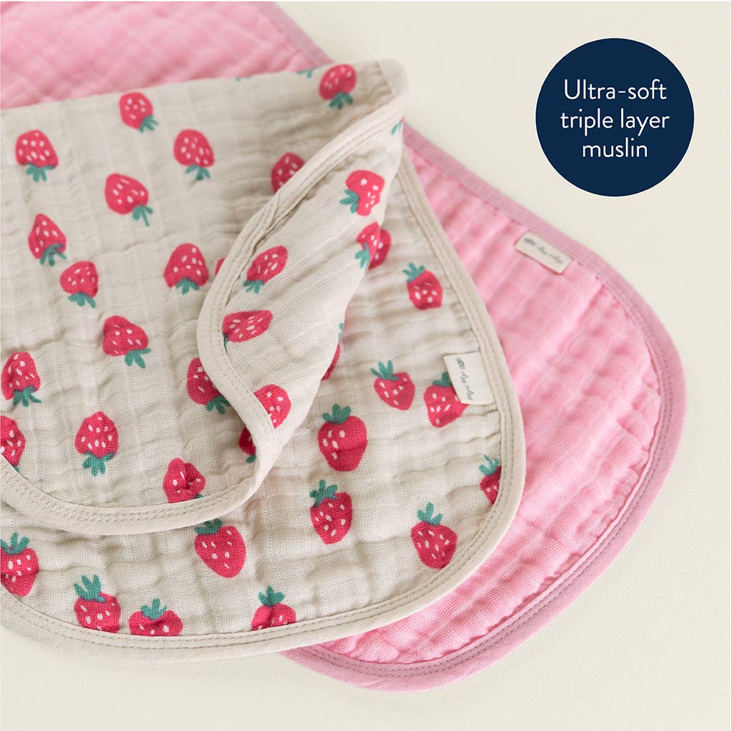 Itzy Burp Cloths™: Strawberries + Cream