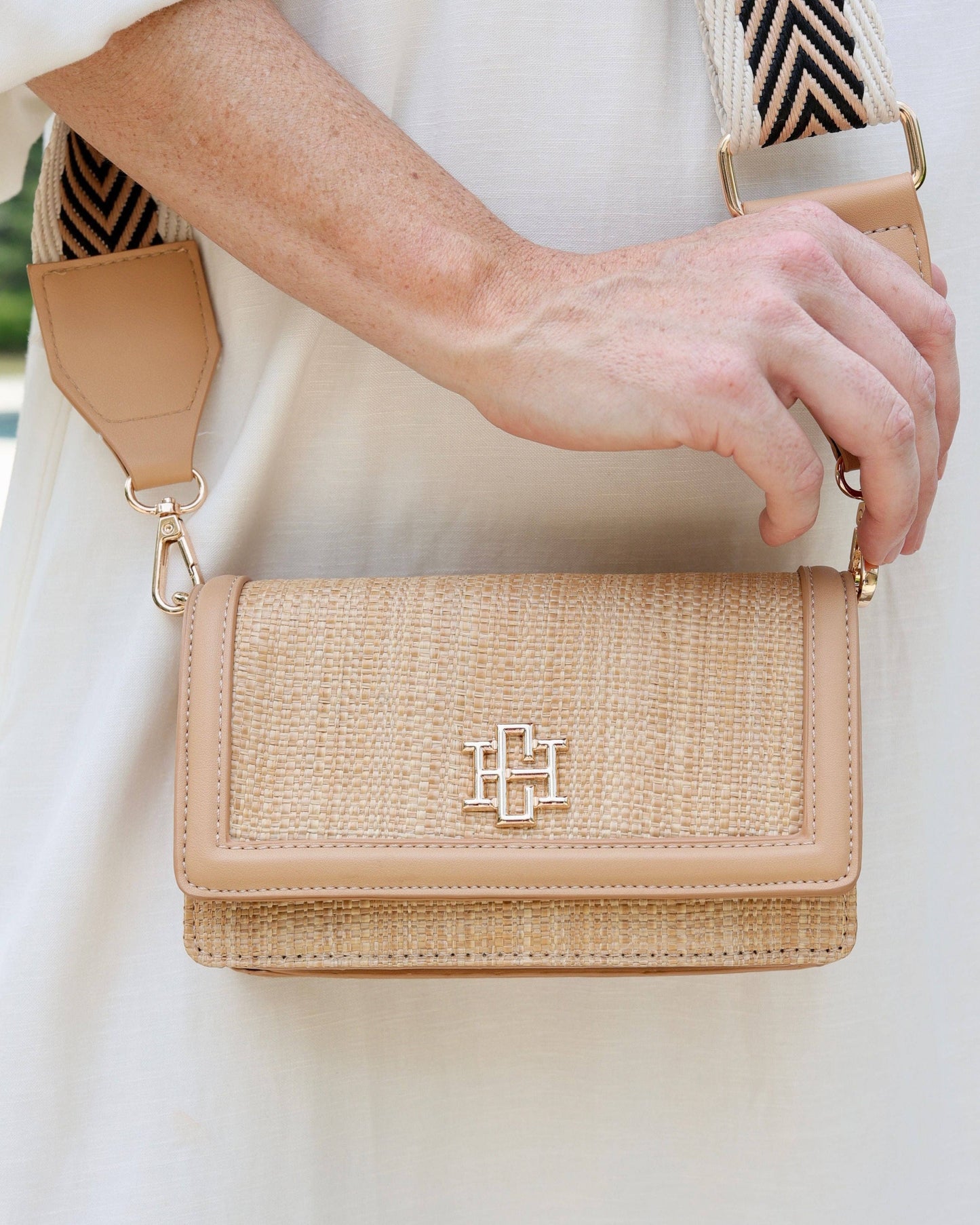 Maverick Crossbody with Pocket Natural Tan