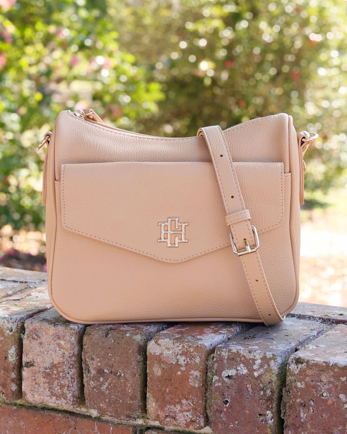Lainey Crossbody Tan