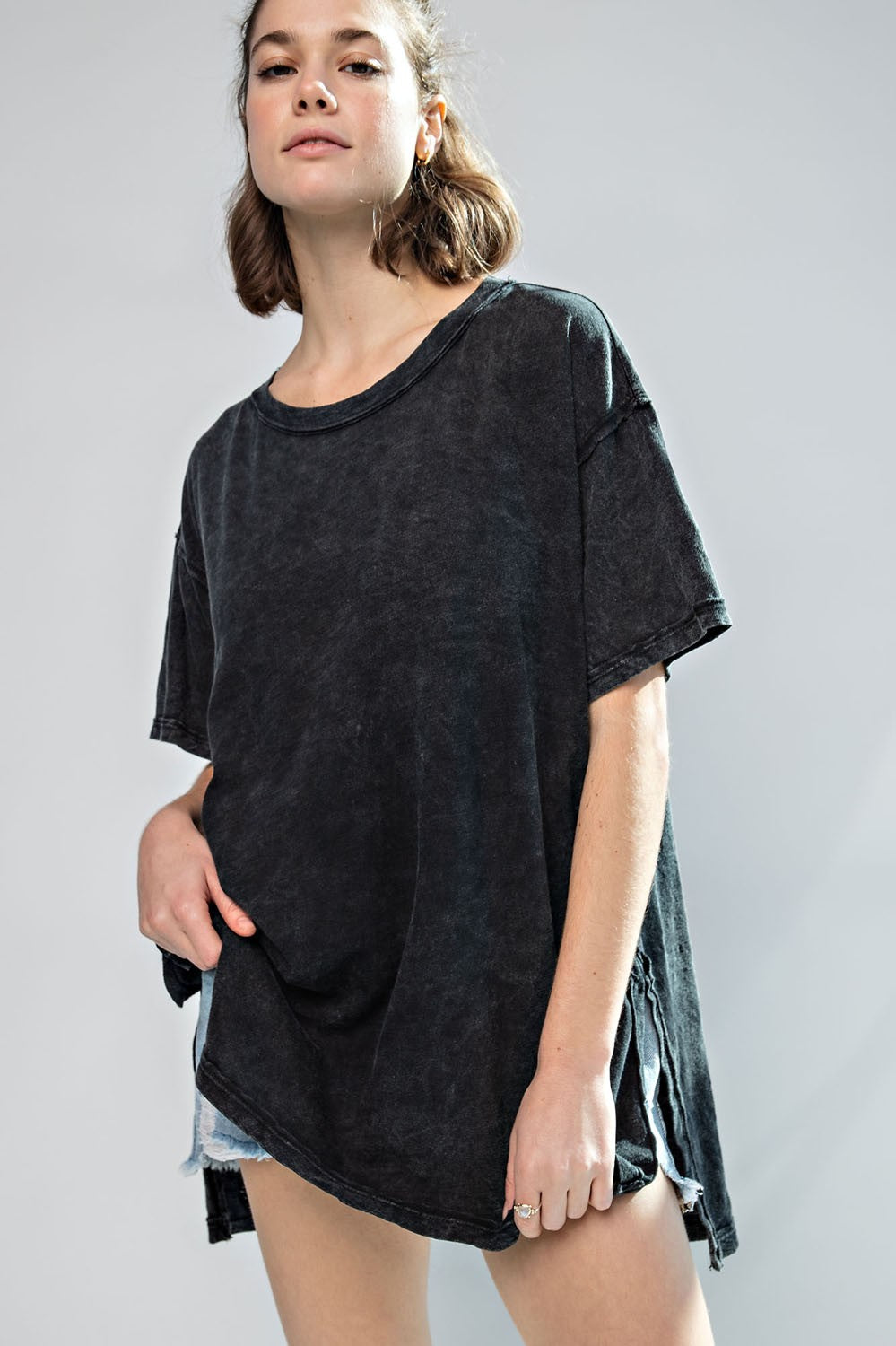 Mineral Washed Top w/Side Slit