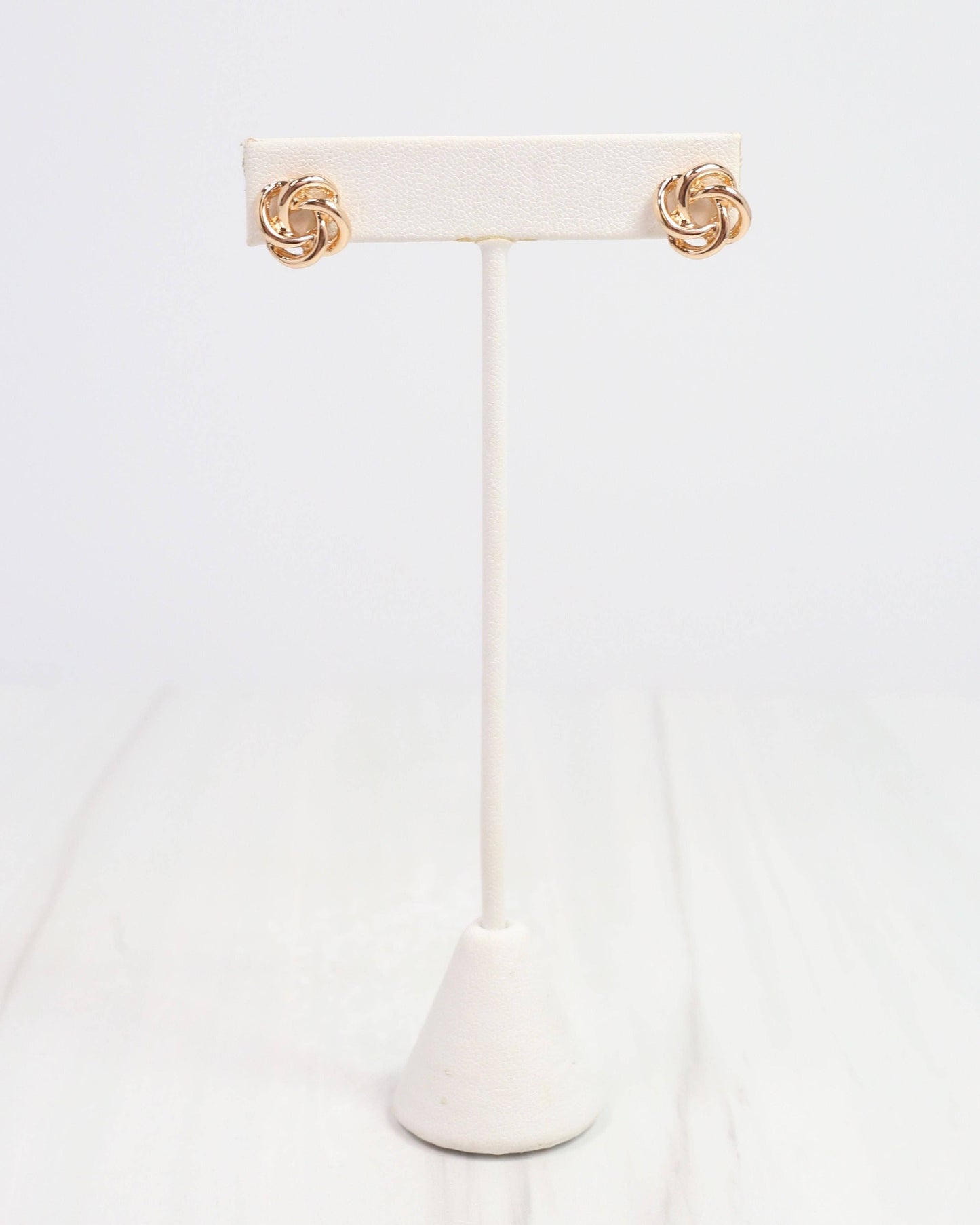 Fontaine Knot Earring