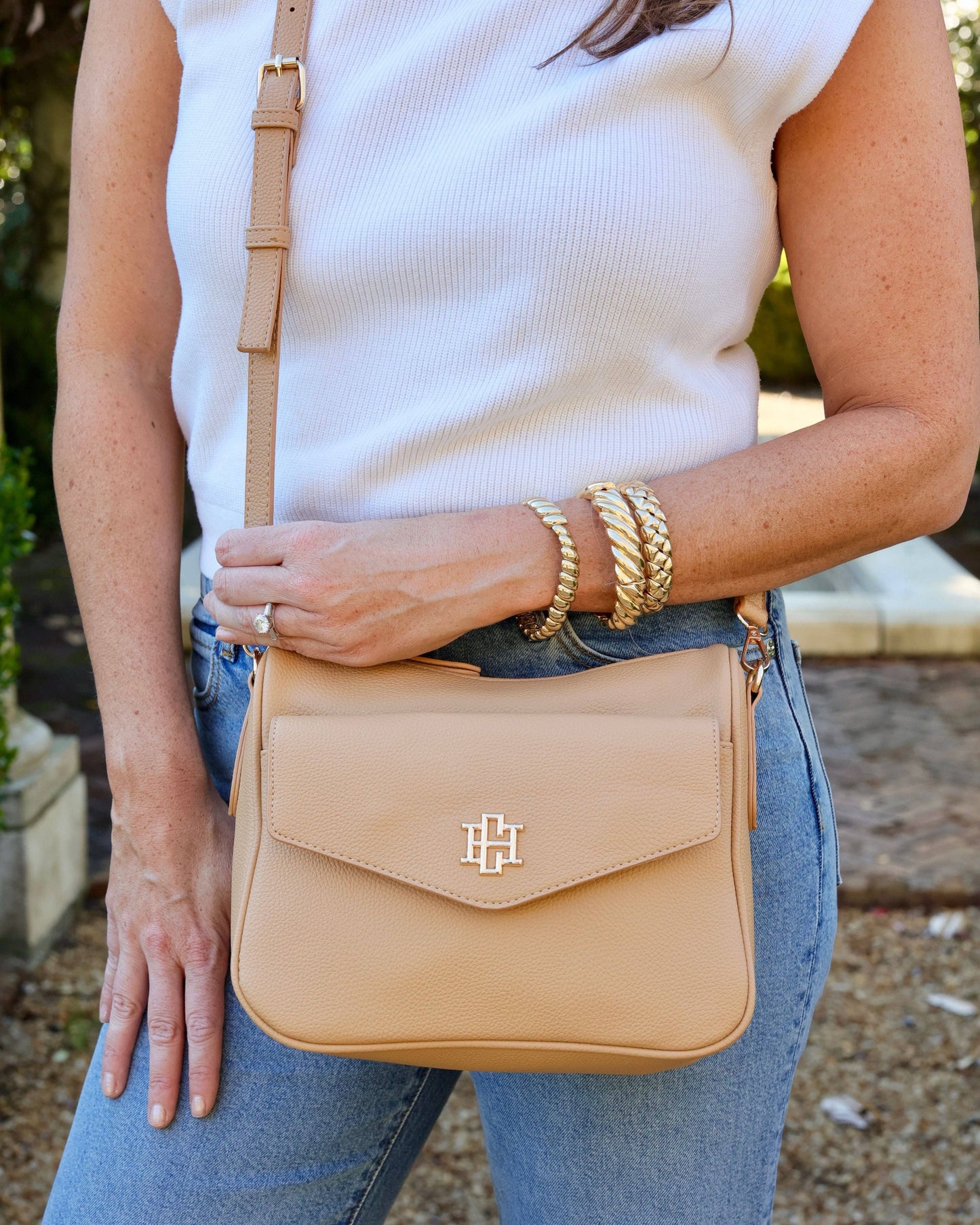 Lainey Crossbody Tan
