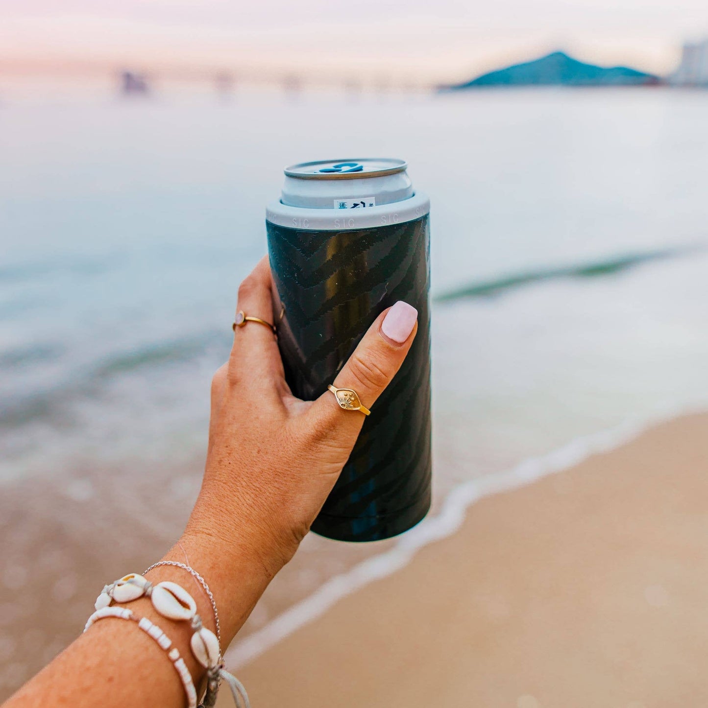 Slim Can Cooler Zebra Eclipse.