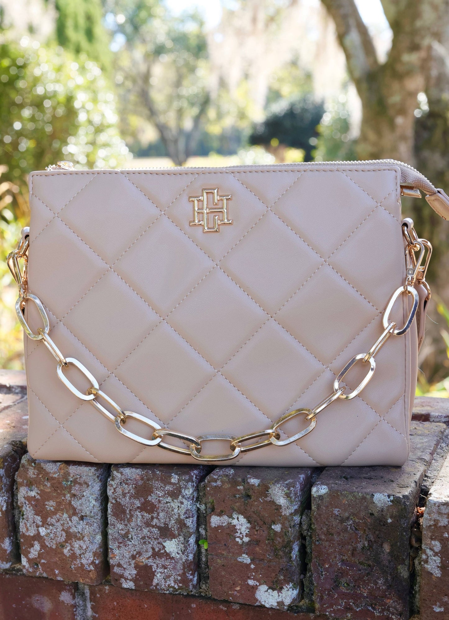 Ariana Crossbody (Tan Quilted)