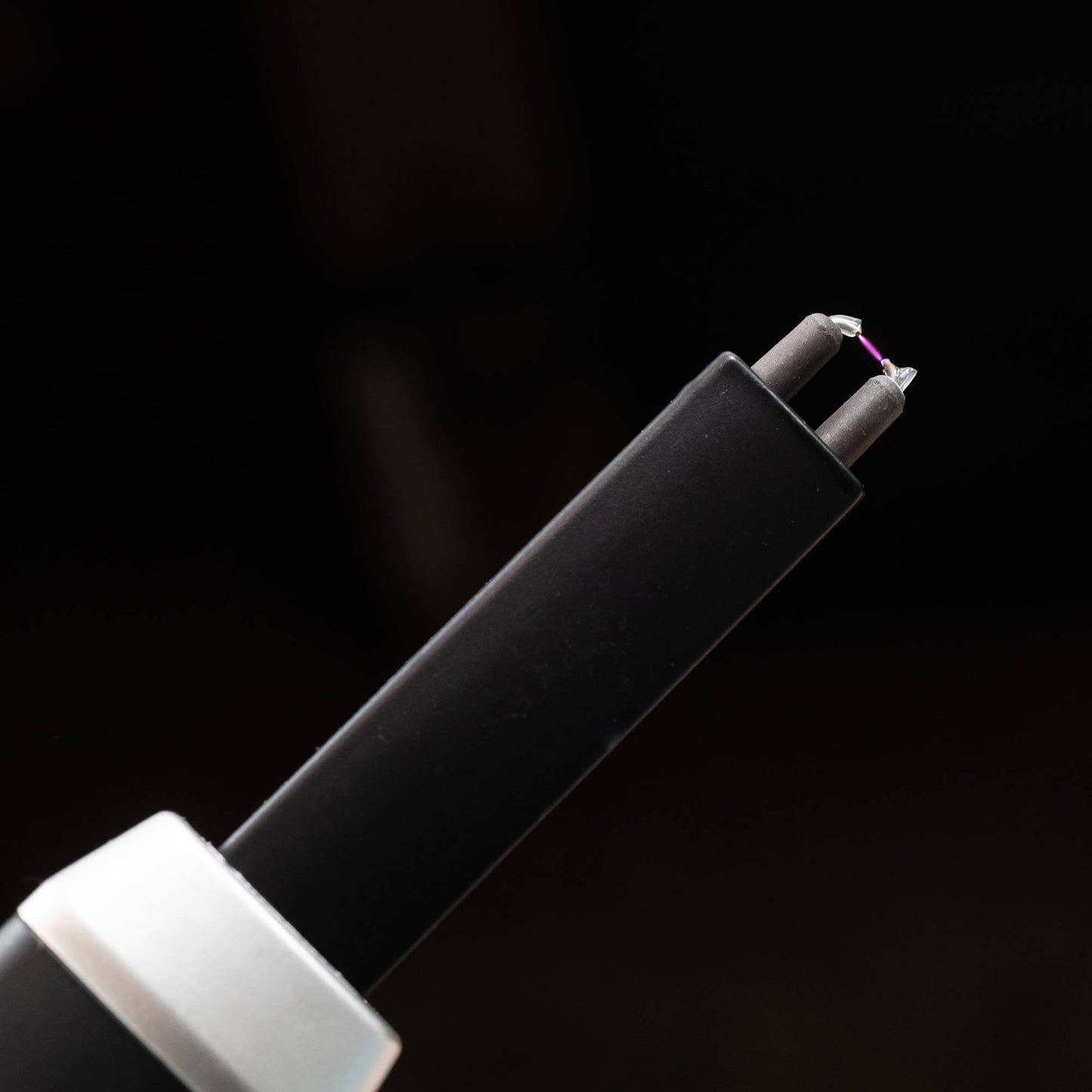 USB Arc Spark Lighter: Wood