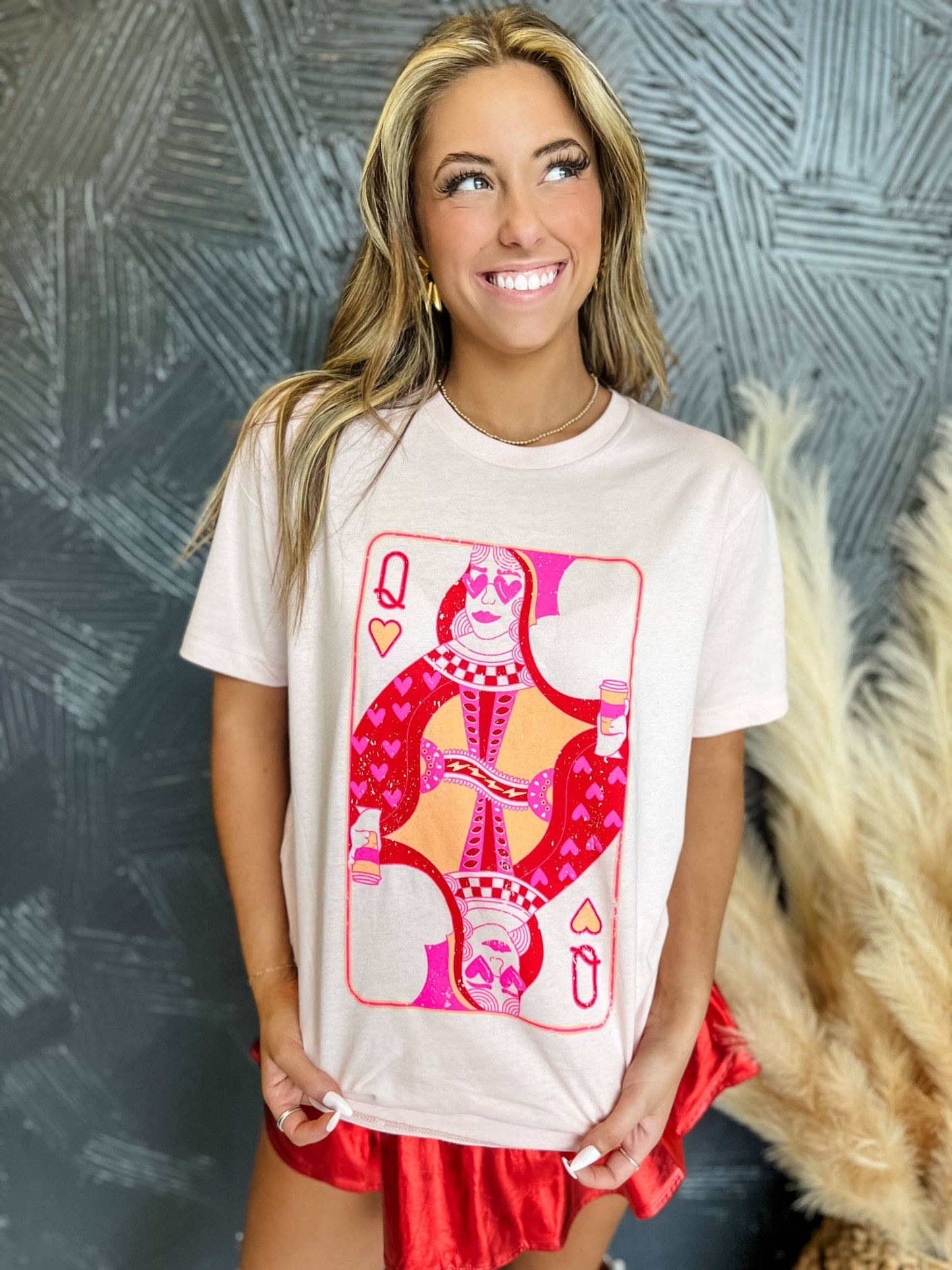 Queen of Hearts Tee