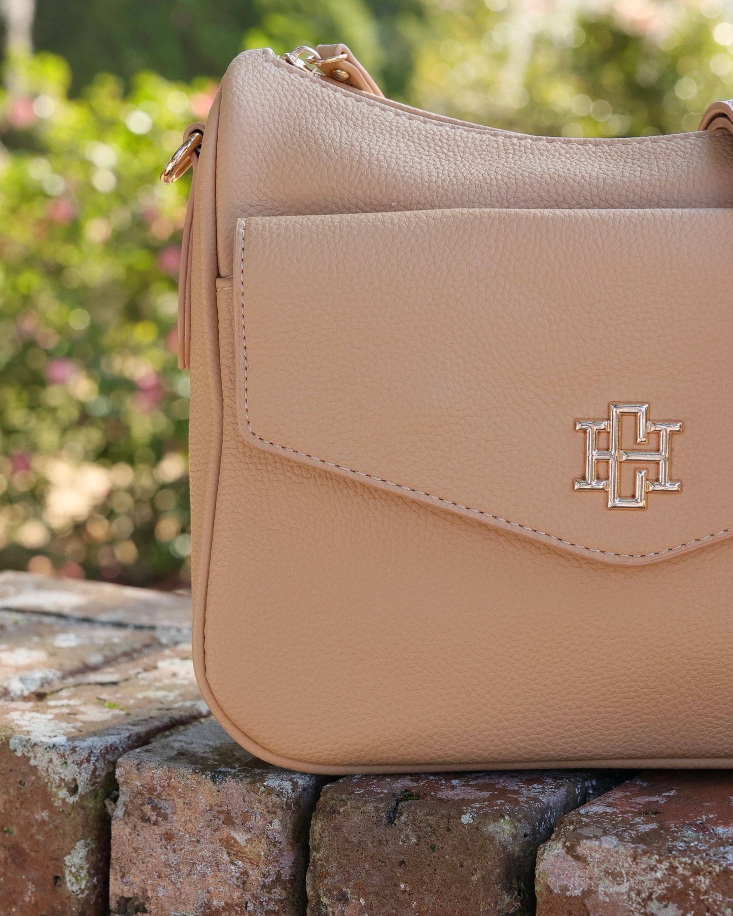 Lainey Crossbody Tan