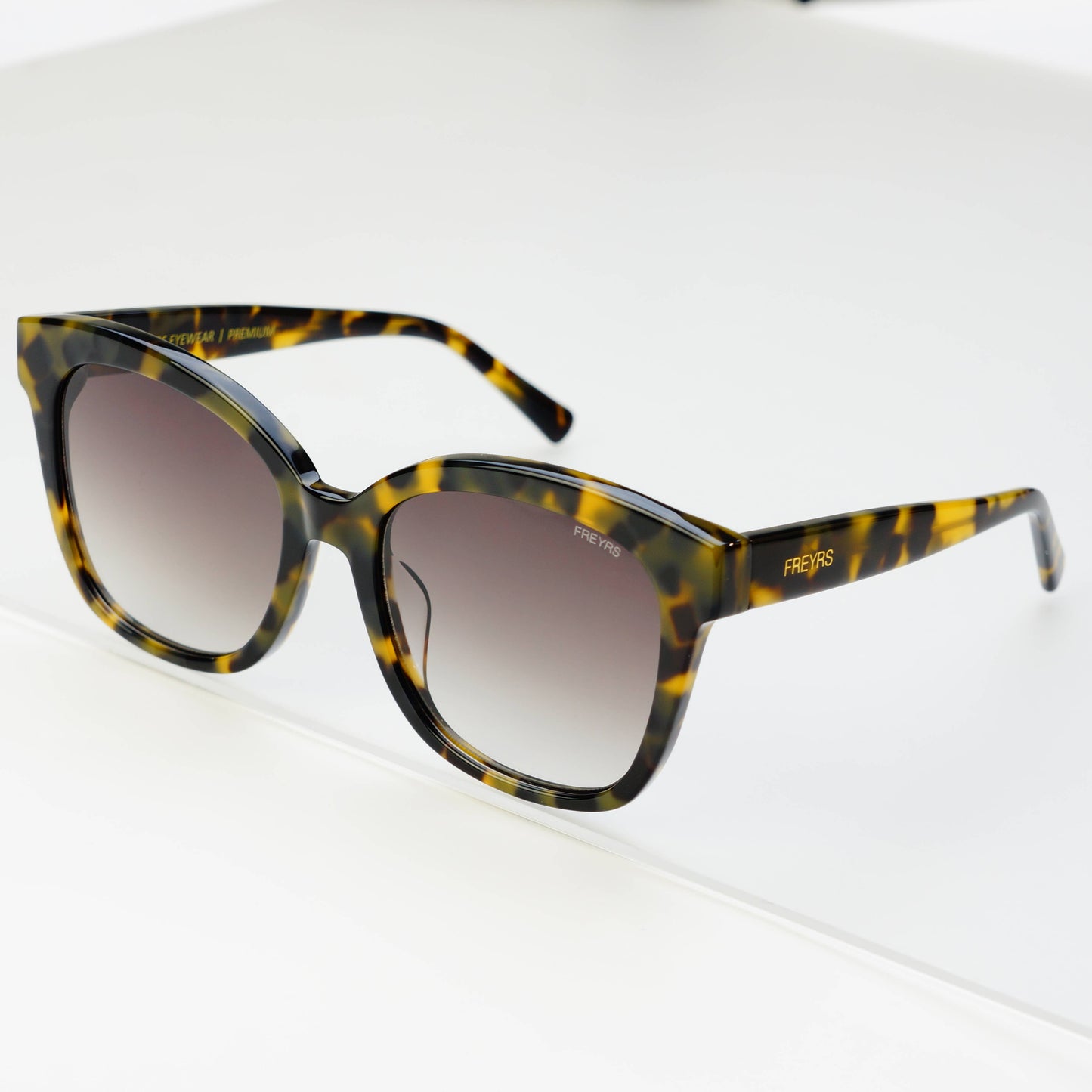 Amber Acetate Womens Cat Eye Sunglasses: Tortoise