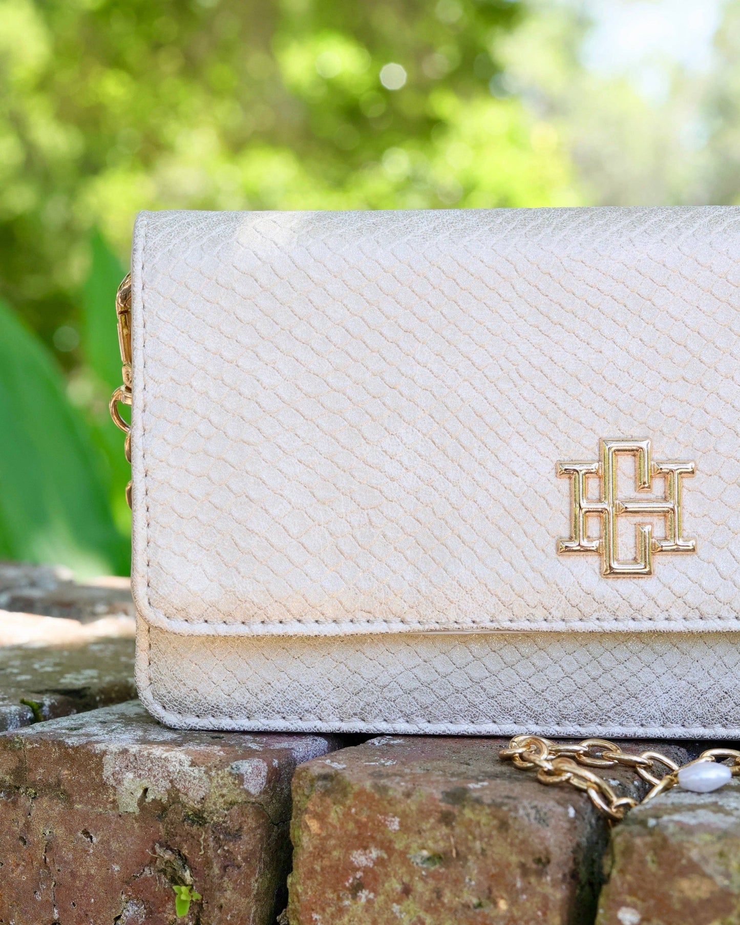 Brynleigh Clutch Crossbody Shimmer Champagne